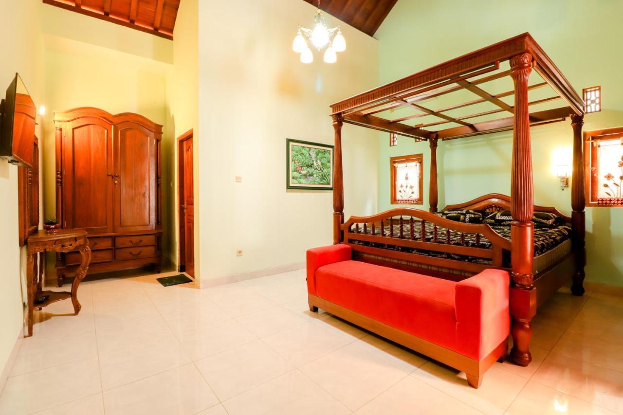 Hotel Griya 90Tr Syariah Ngaglik Exterior foto